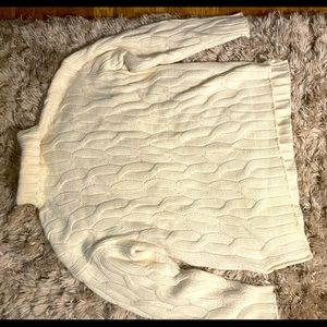 DKNY sweater size Small color white